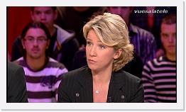 ARIANE MASSENET 04 12 20070102 * 1014 x 576 * (295KB)